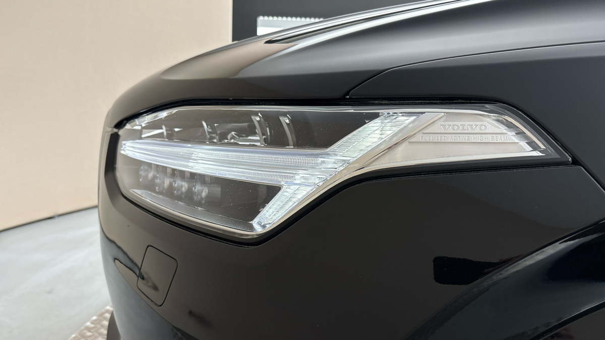Volvo XC90 - 18