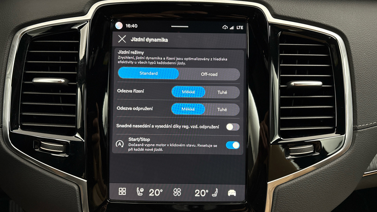 Volvo XC90 - 30