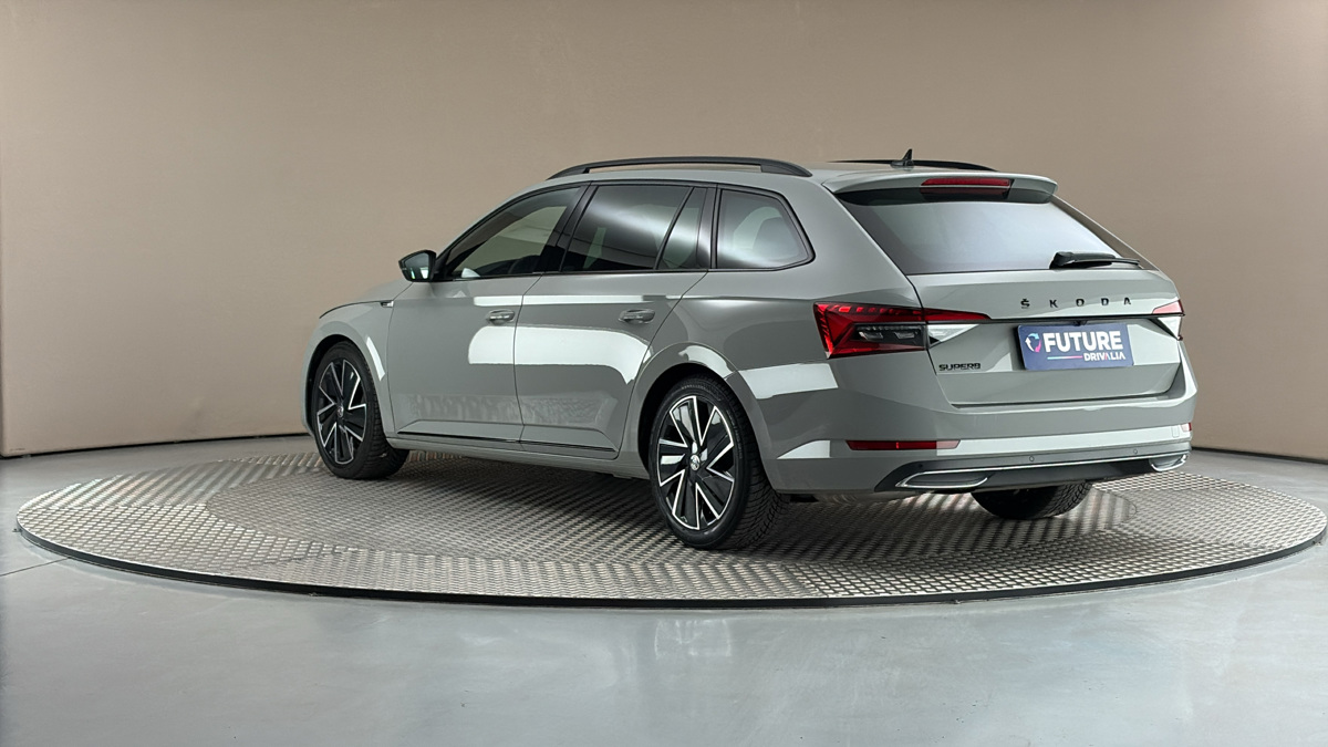 Škoda Superb - 2