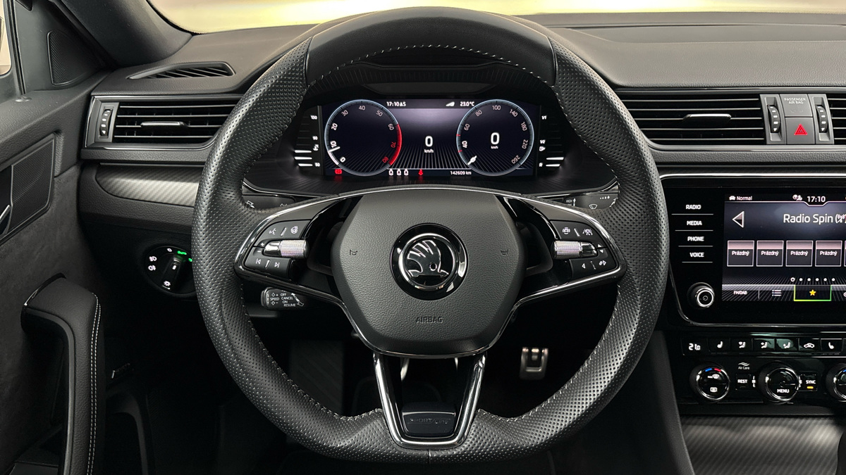 Škoda Superb - 9