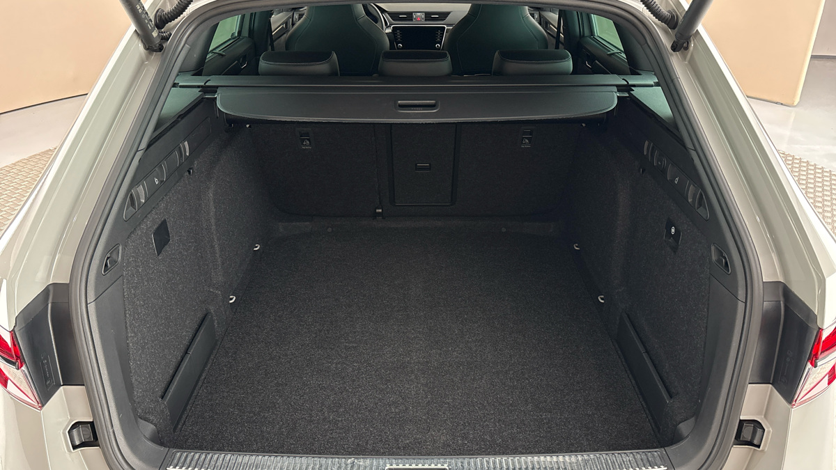 Škoda Superb - 17