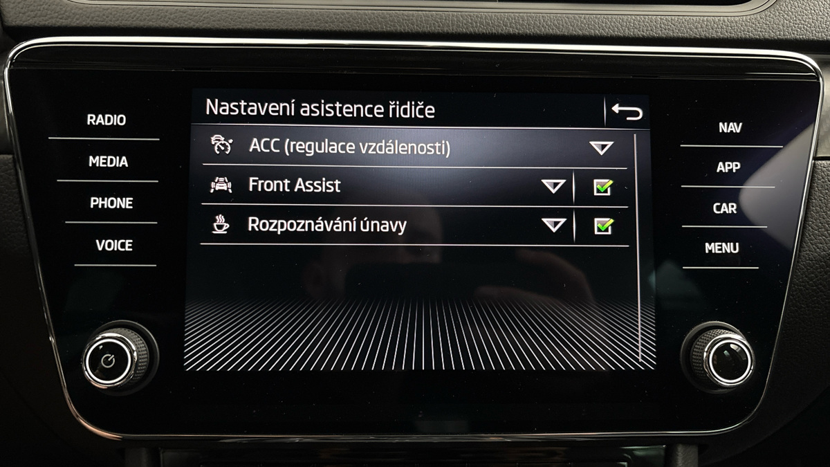 Škoda Superb - 27
