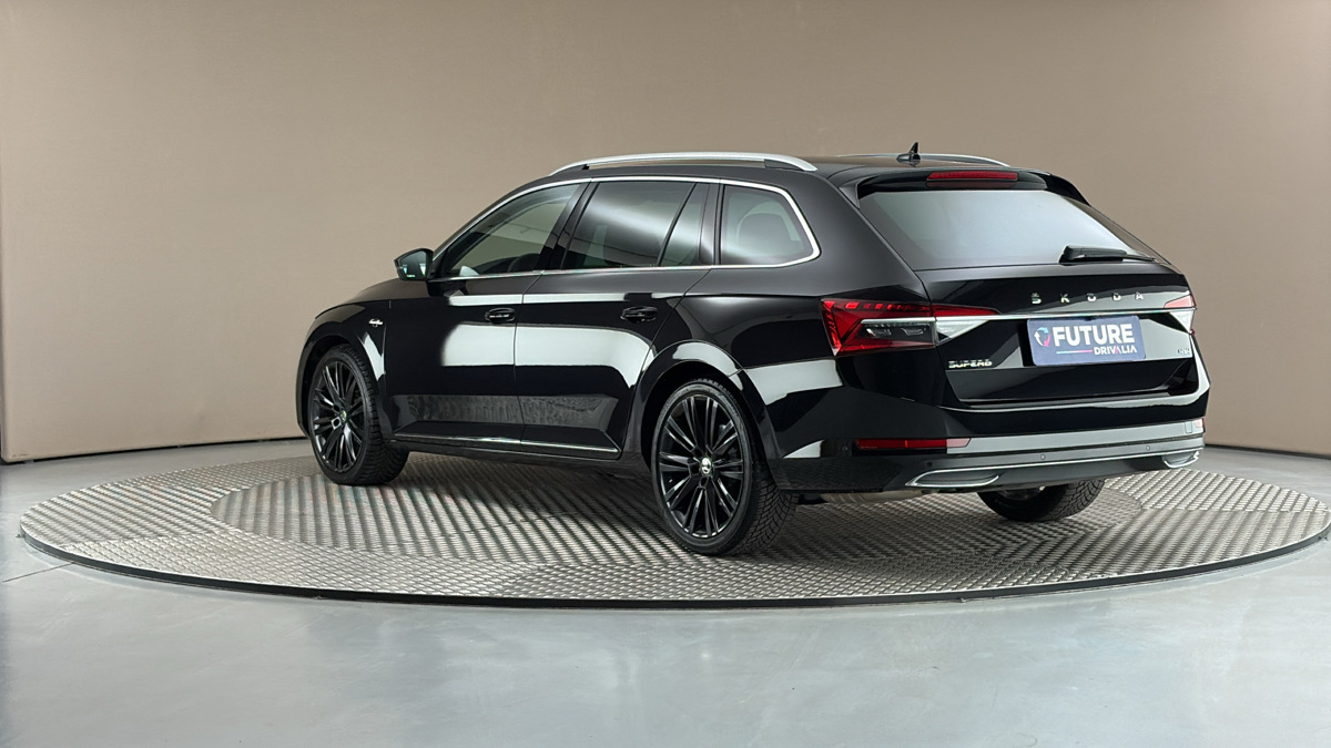 Škoda Superb - 2