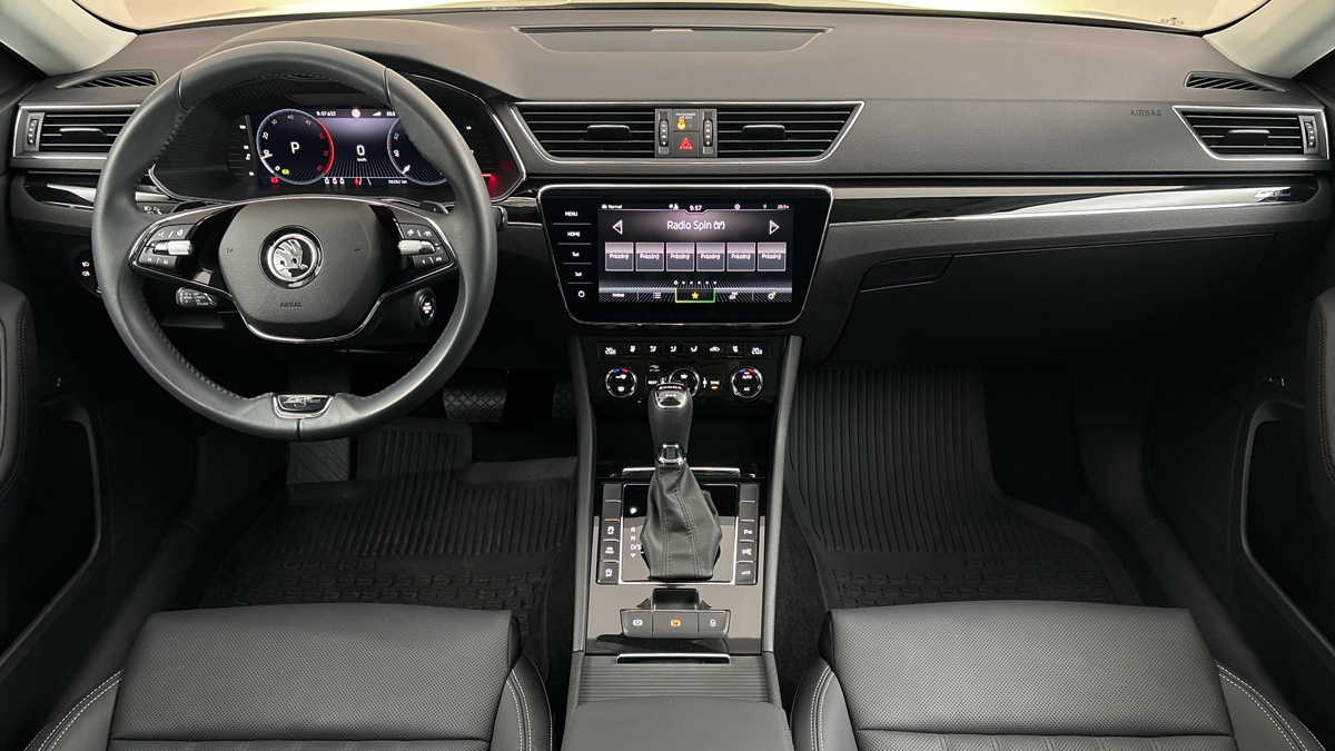 Škoda Superb - 8