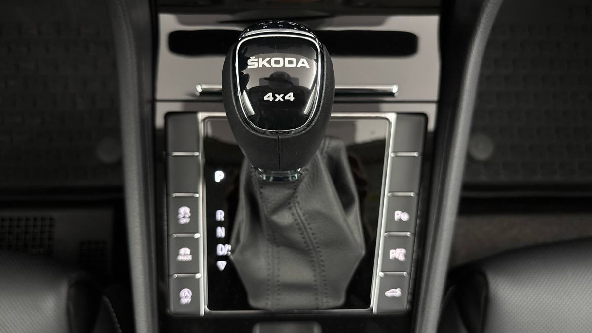 Škoda Superb - 28