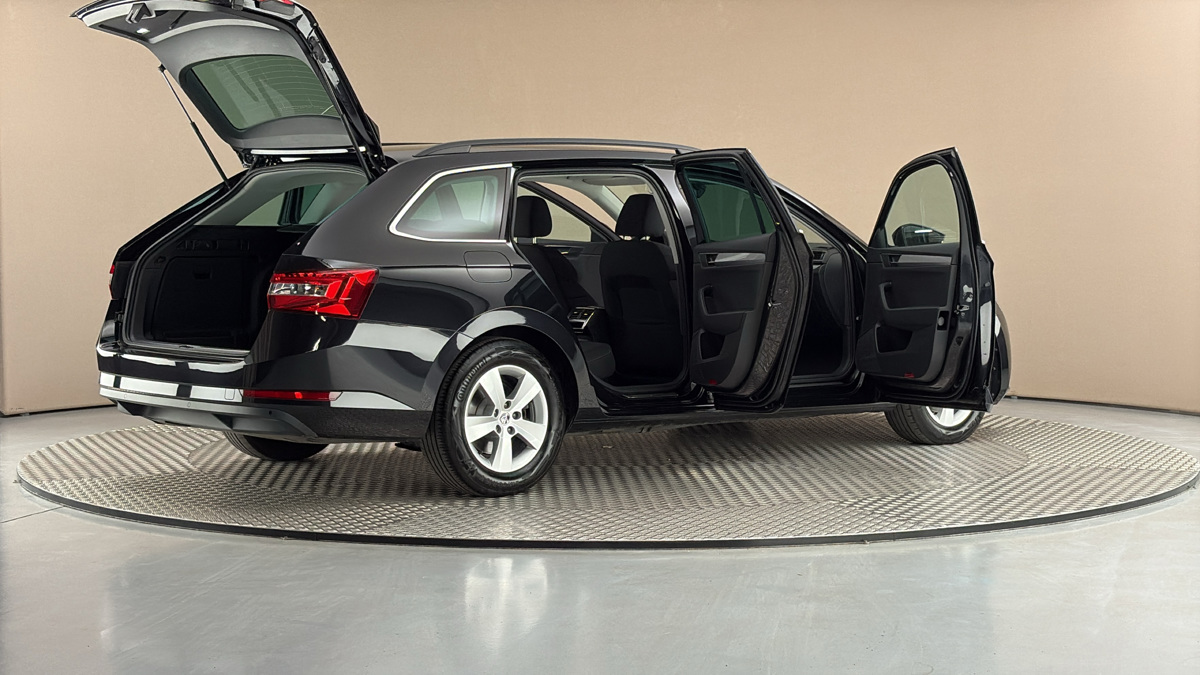 Škoda Superb - 6