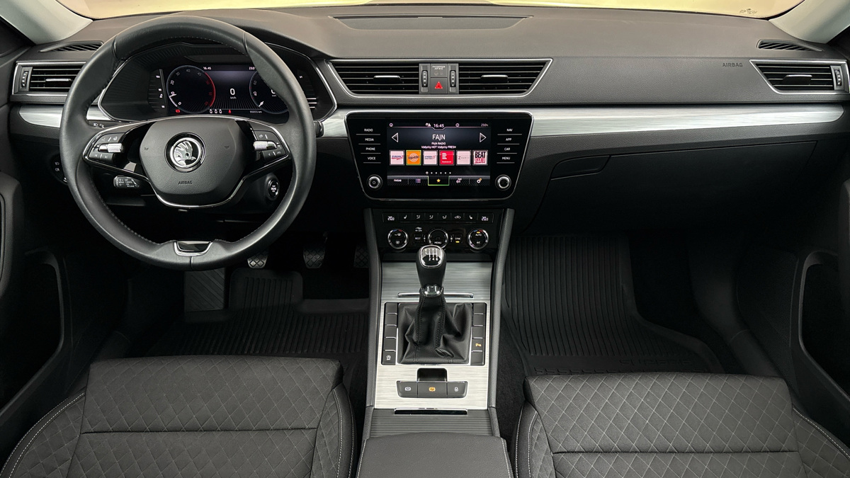 Škoda Superb - 8