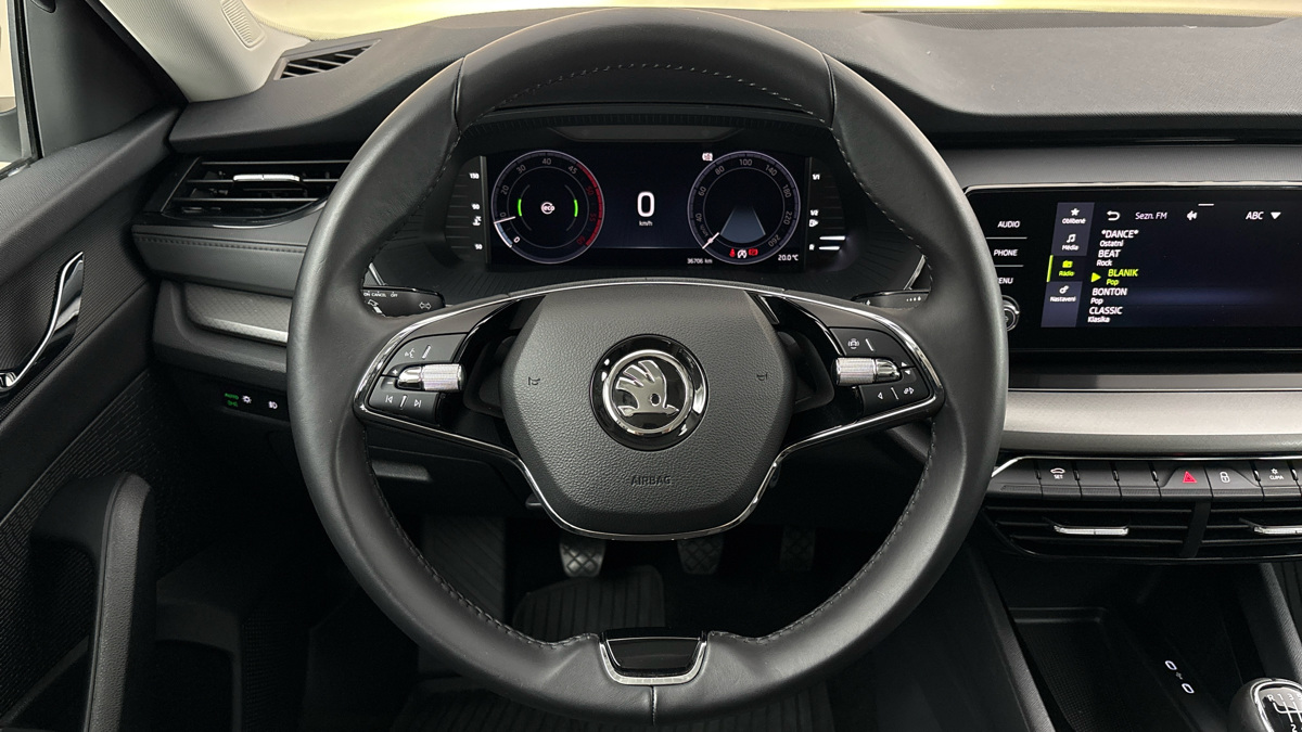 Škoda Octavia - 9