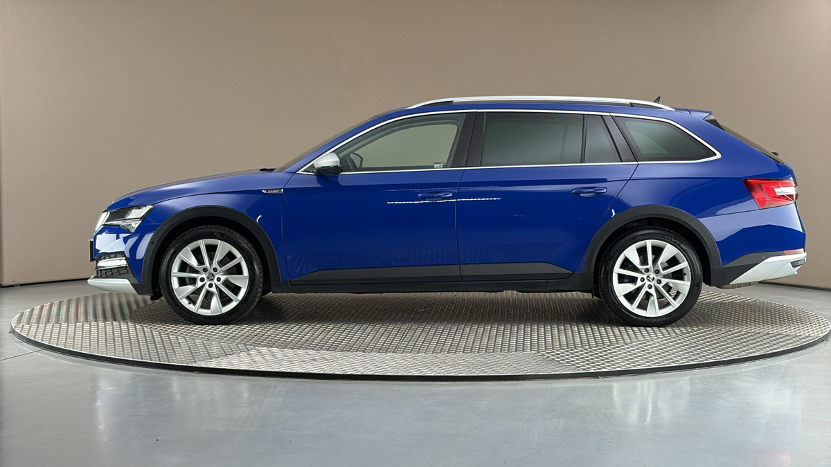 Škoda Superb - 4