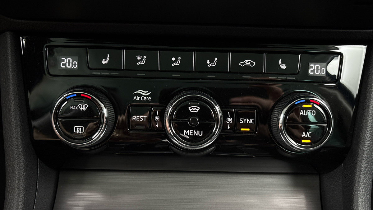 Škoda Superb - 13