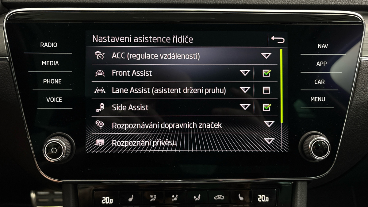 Škoda Superb - 28