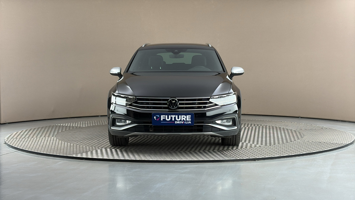 Volkswagen Passat - 3