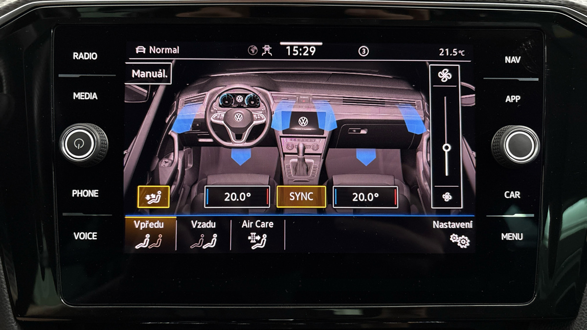 Volkswagen Passat - 27