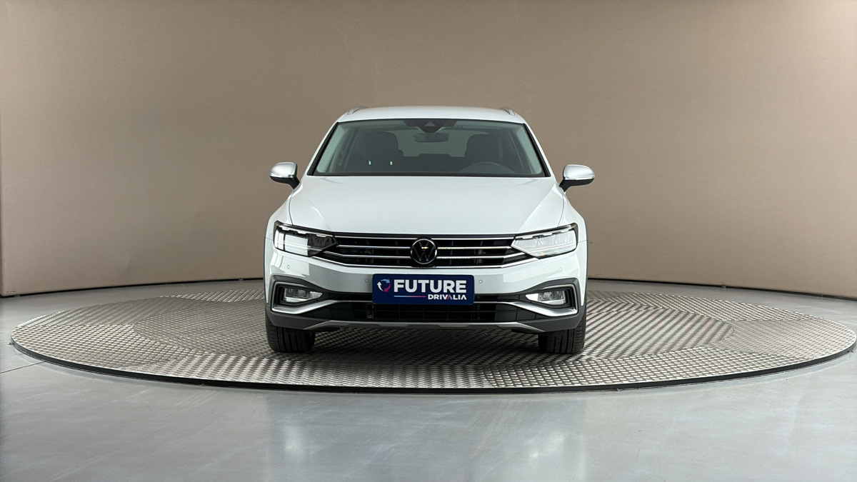 Volkswagen Passat - 3