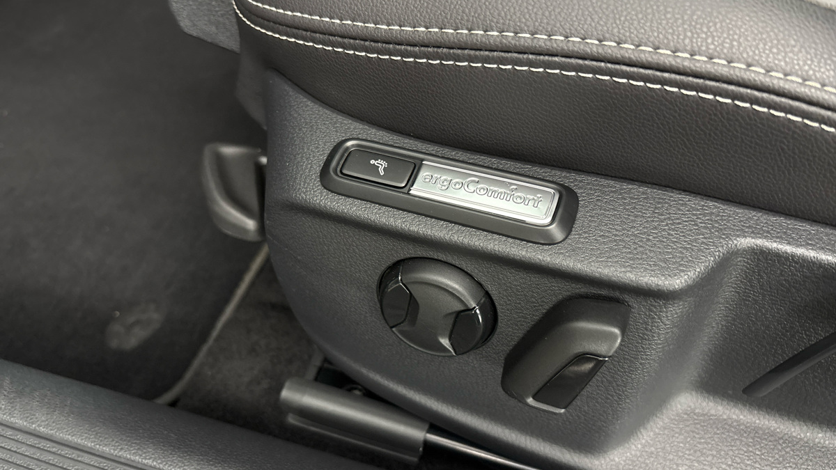 Volkswagen Passat - 21