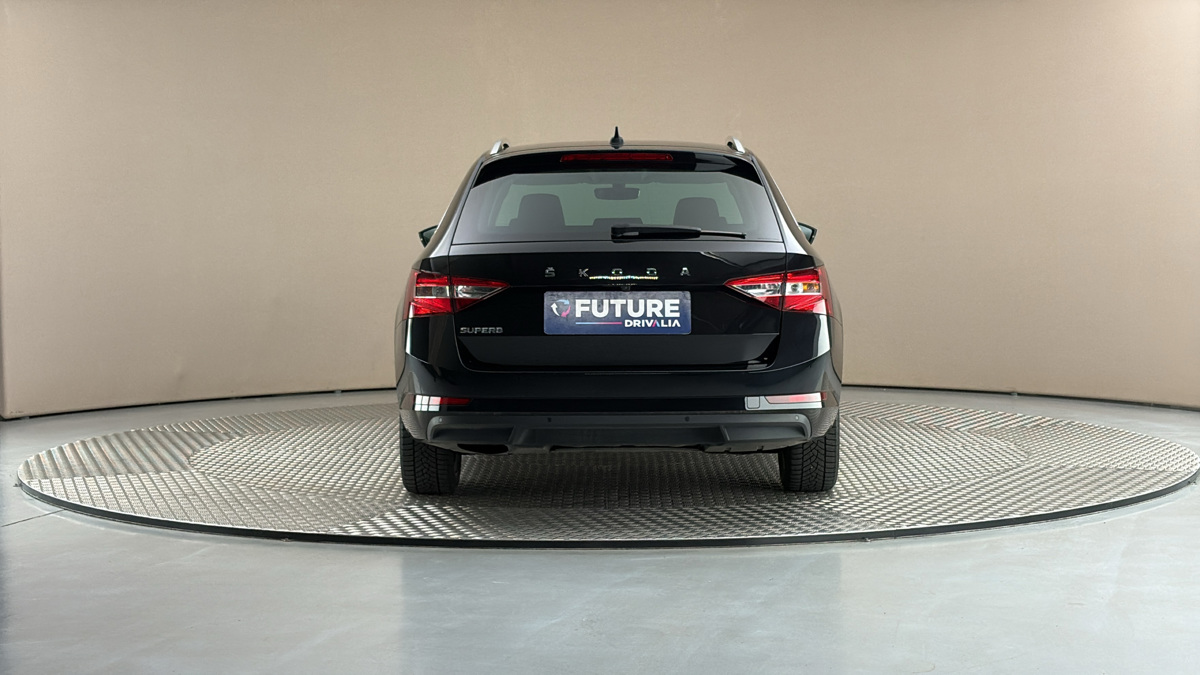 Škoda Superb - 5
