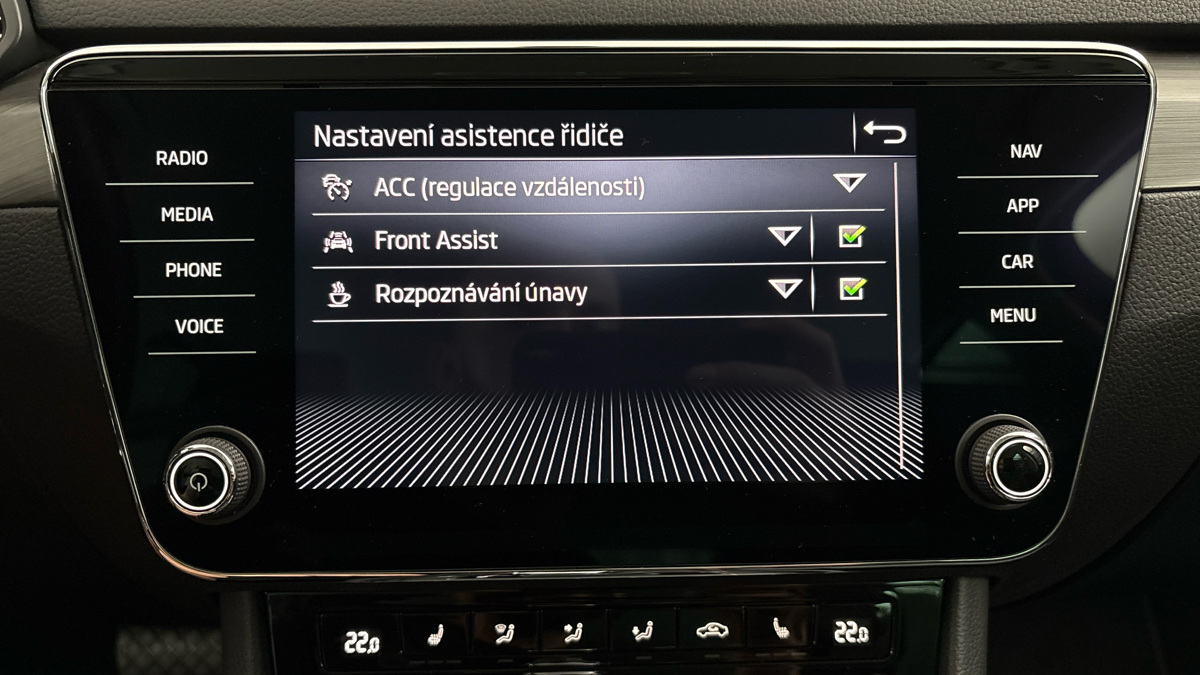Škoda Superb - 25