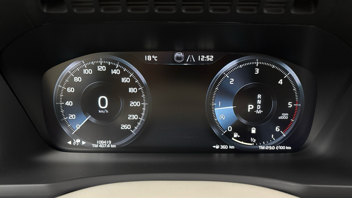 Volvo XC90 - 10