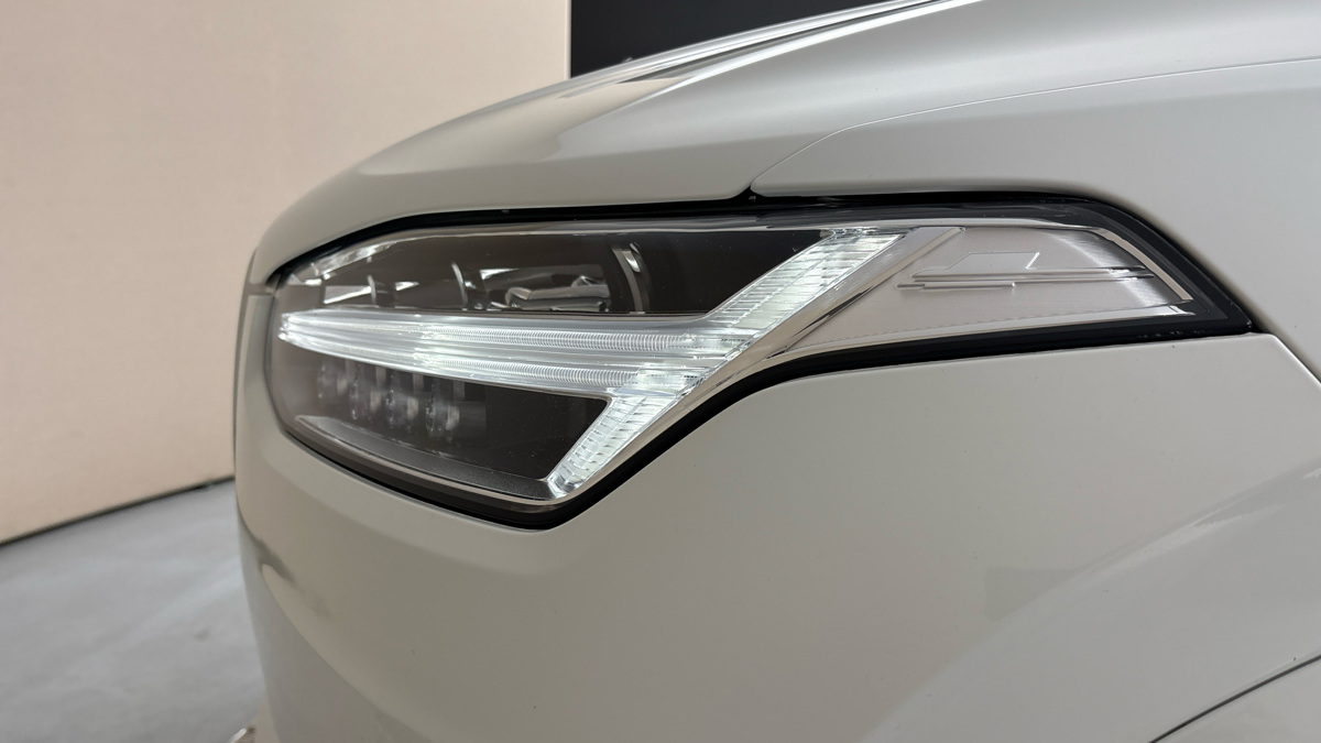 Volvo XC90 - 18