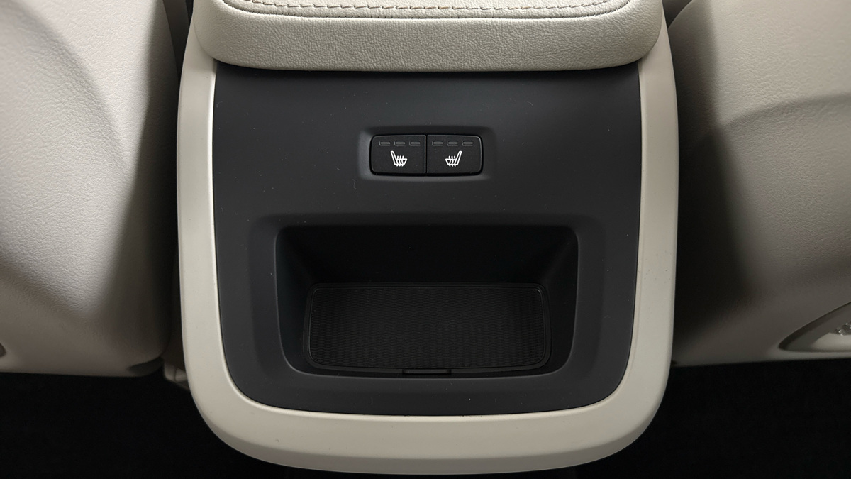 Volvo XC90 - 24