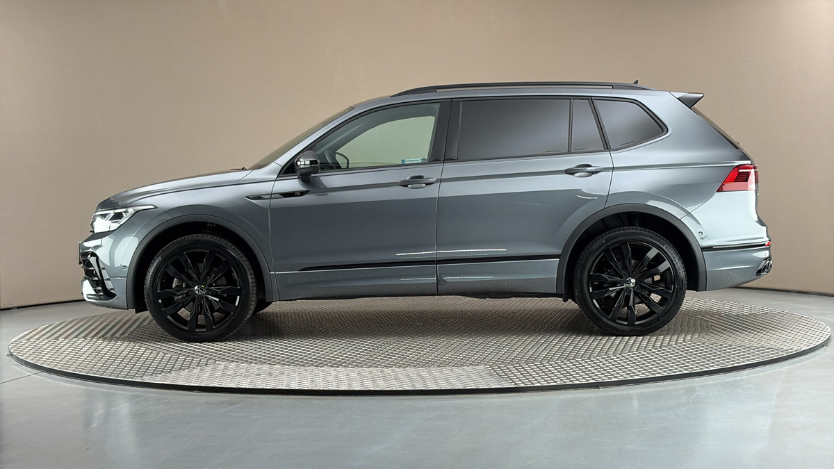Volkswagen Tiguan Allspace - 4