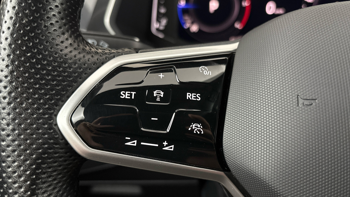 Volkswagen Tiguan Allspace - 14
