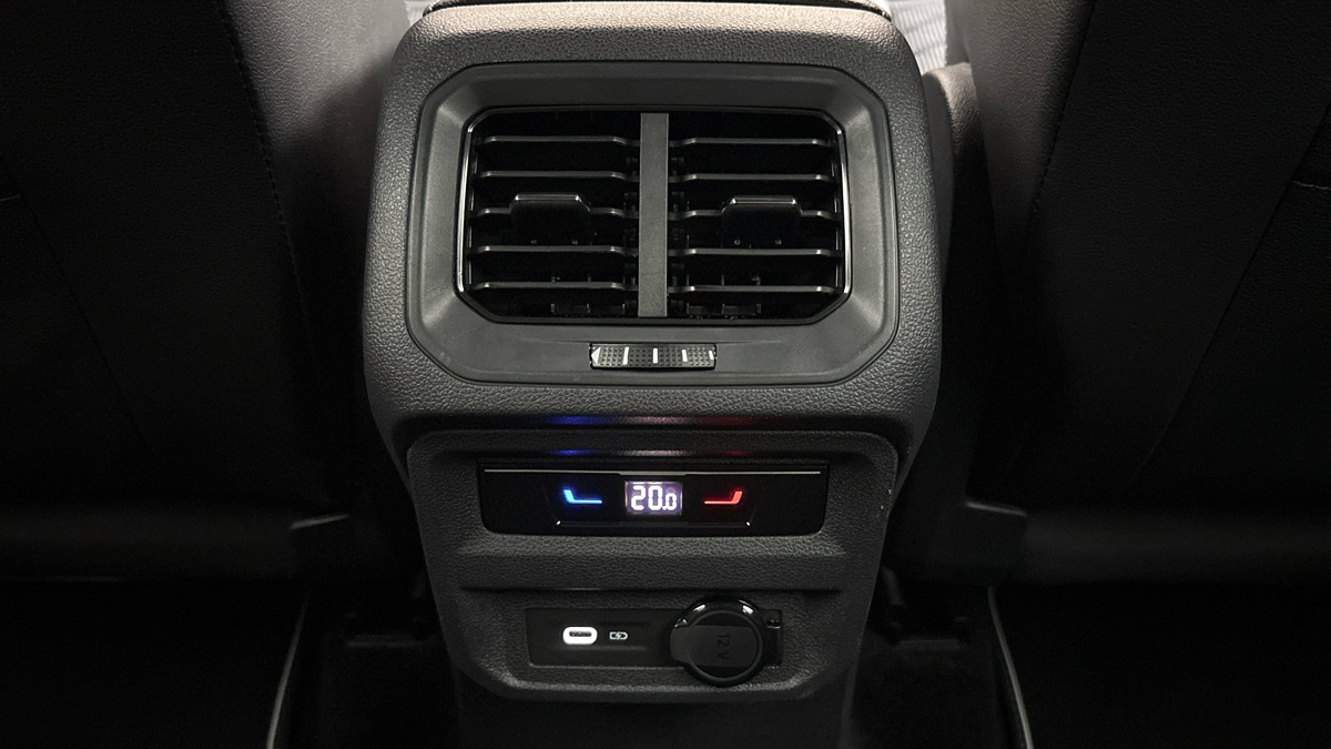 Volkswagen Tiguan Allspace - 22