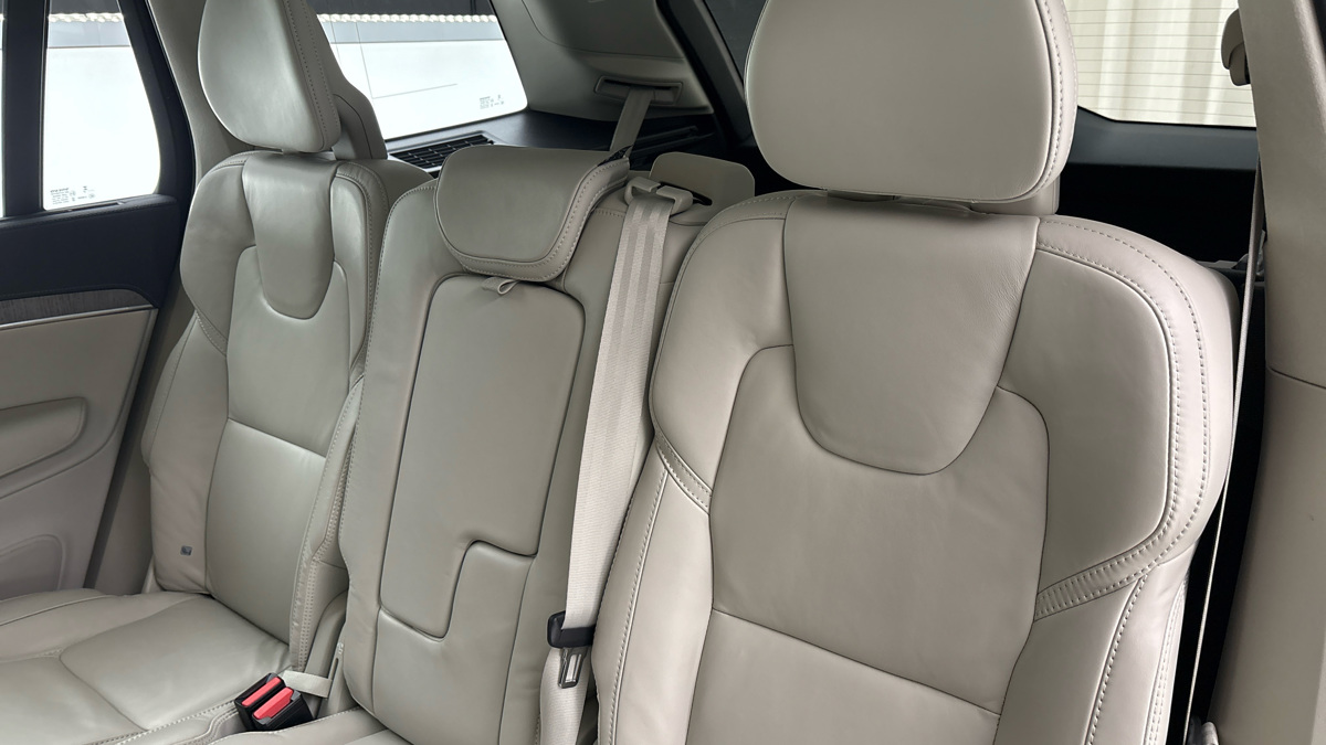 Volvo XC90 - 16
