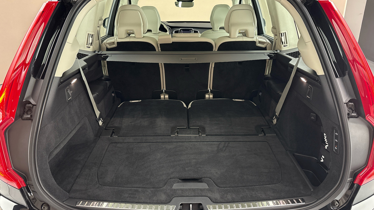 Volvo XC90 - 17