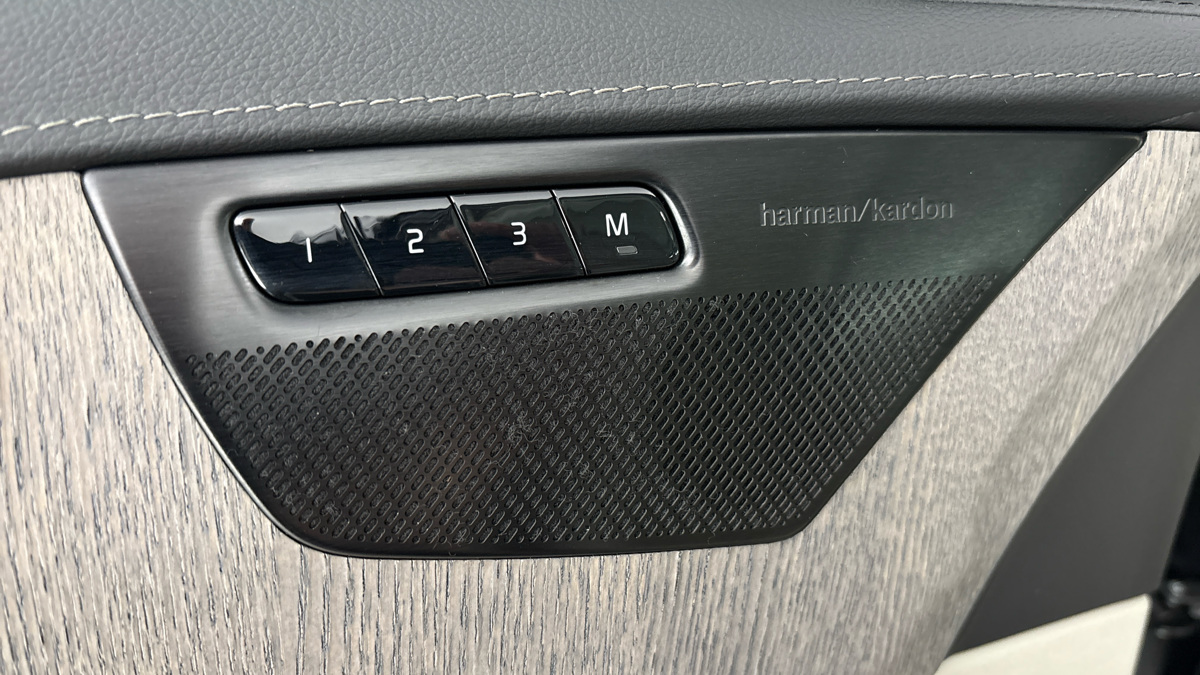 Volvo XC90 - 26