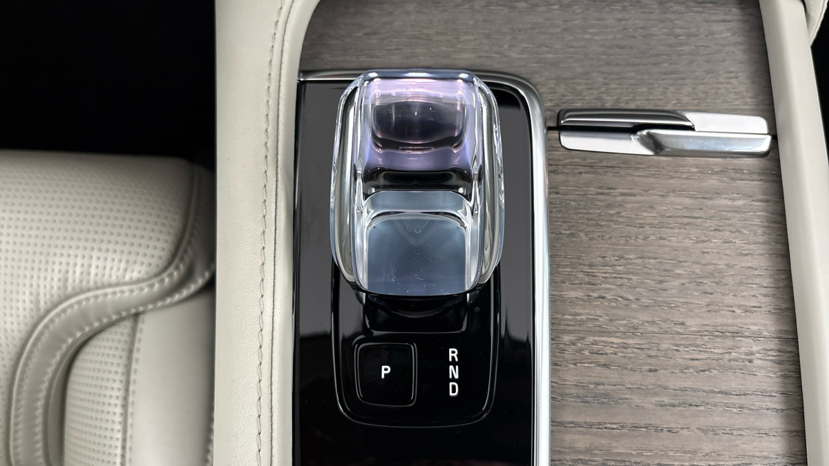 Volvo XC90 - 28