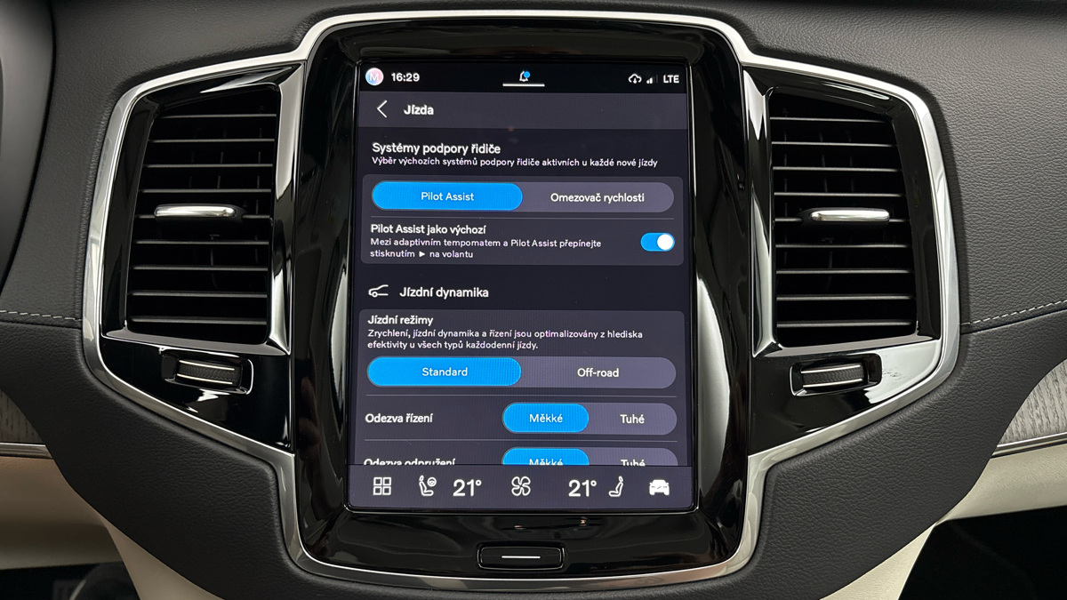 Volvo XC90 - 29