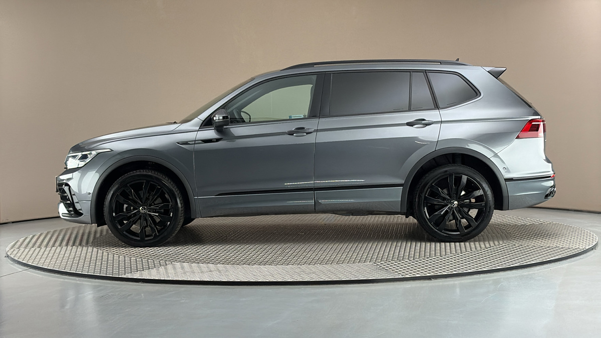 Volkswagen Tiguan Allspace - 4