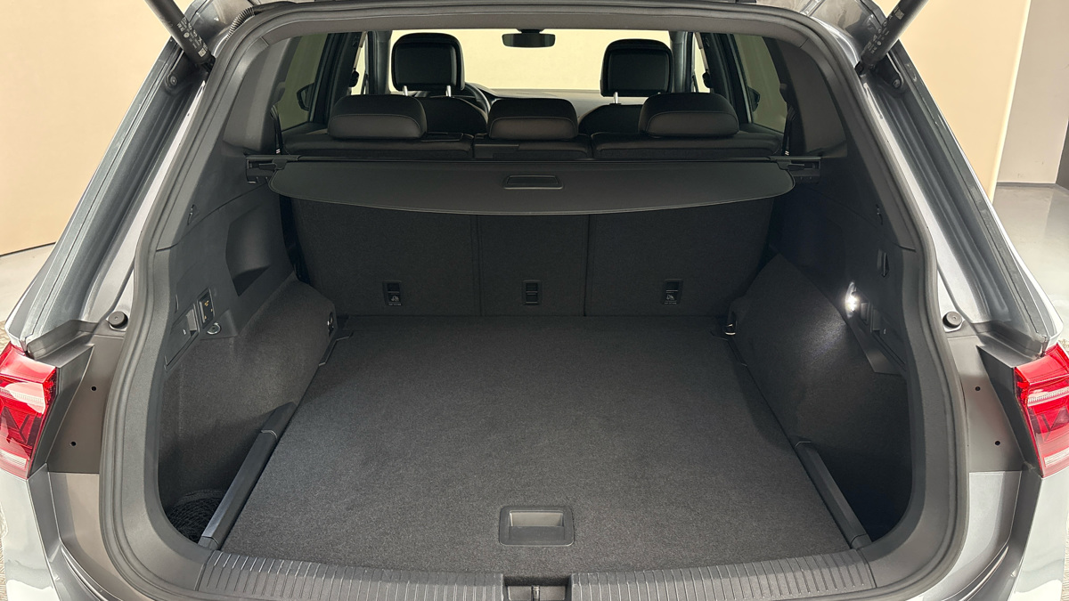Volkswagen Tiguan Allspace - 17