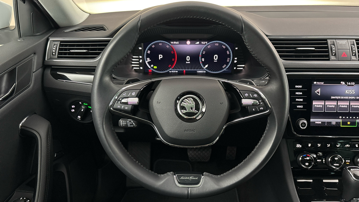 Škoda Superb - 9
