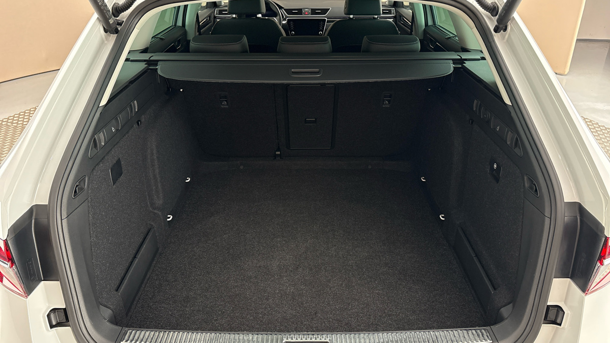 Škoda Superb - 17