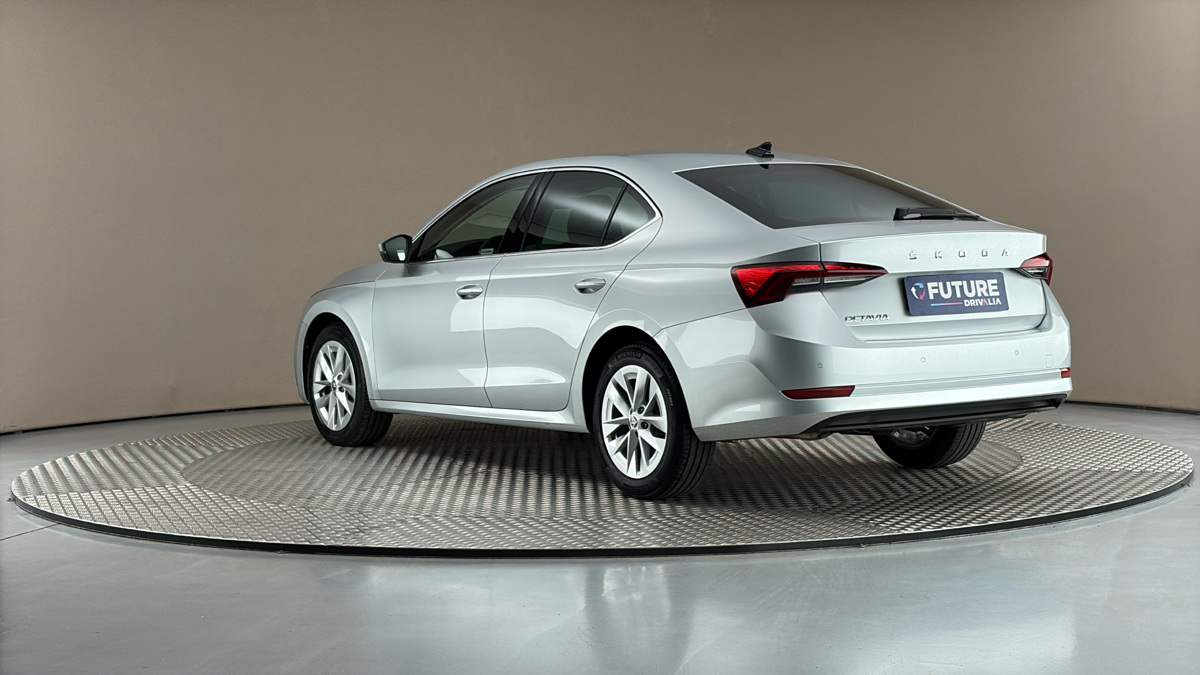 Škoda Octavia - 2