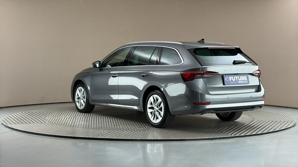 Škoda Octavia - 2