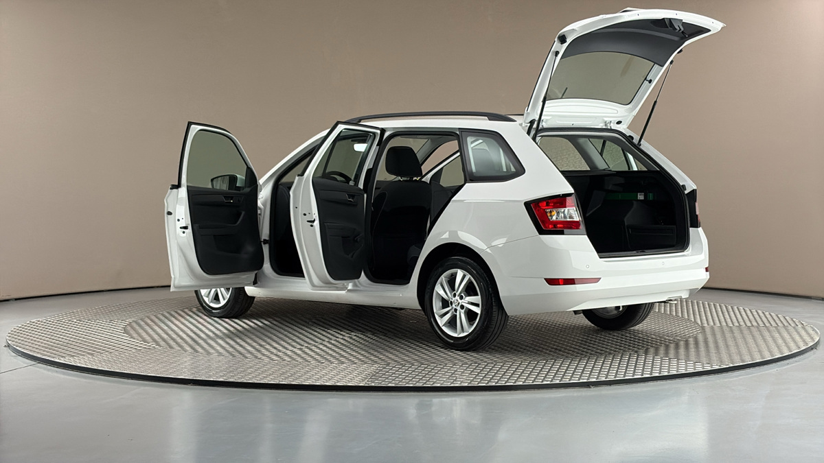 Škoda Fabia - 7