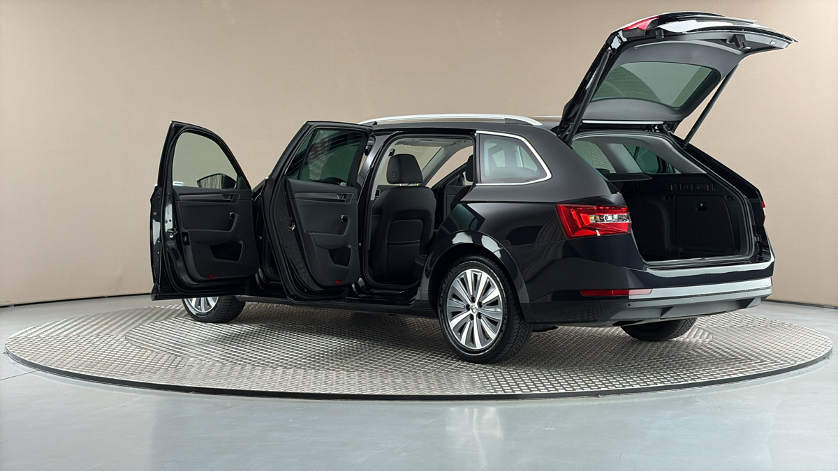 Škoda Superb - 7