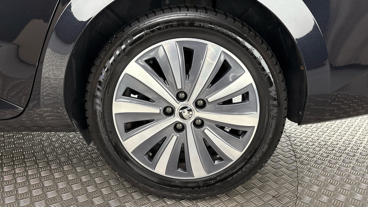 Škoda Superb - 19