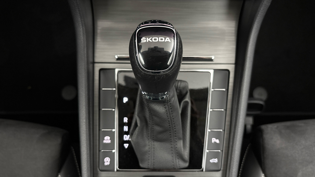 Škoda Superb - 25