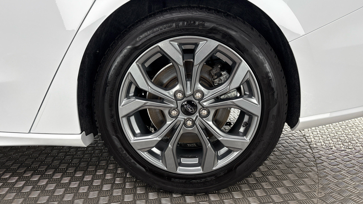 Ford Focus - 19
