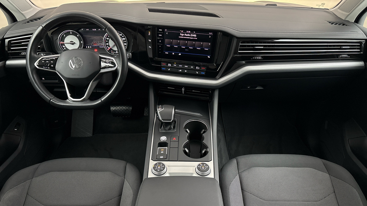 Volkswagen Touareg - 8