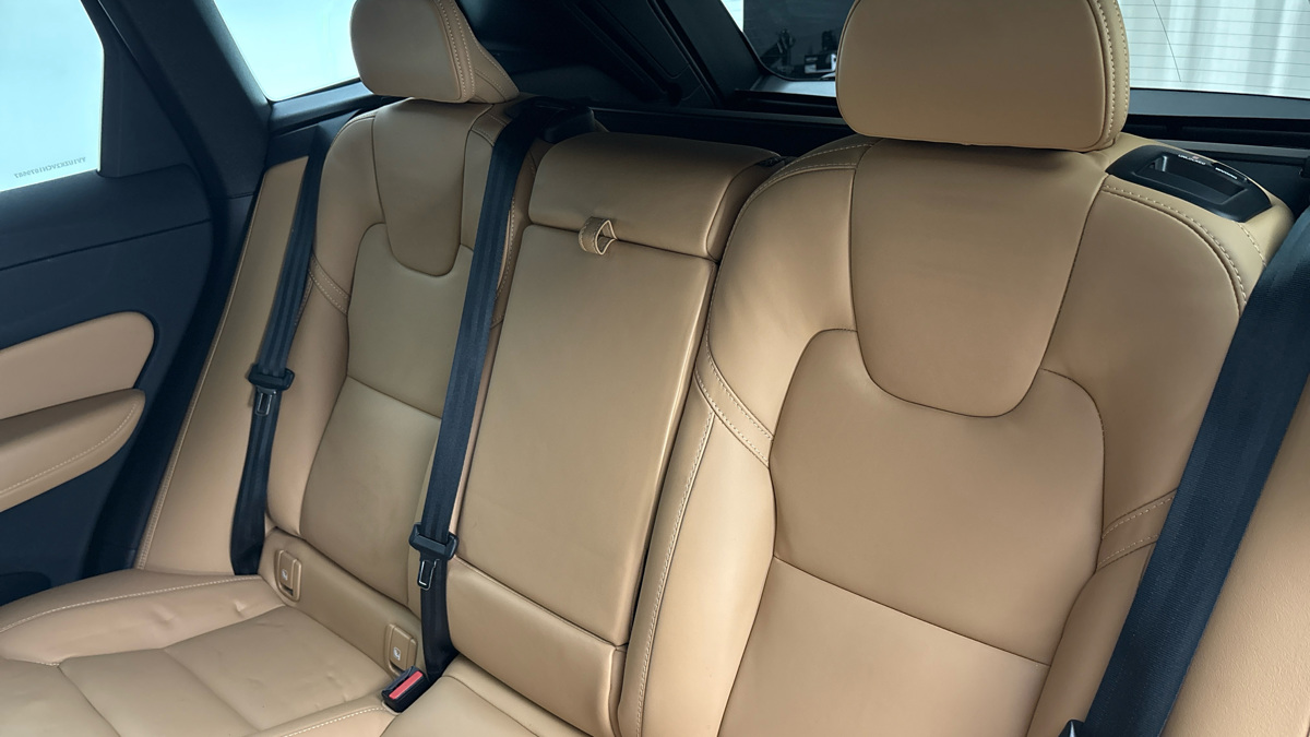 Volvo XC60 - 16