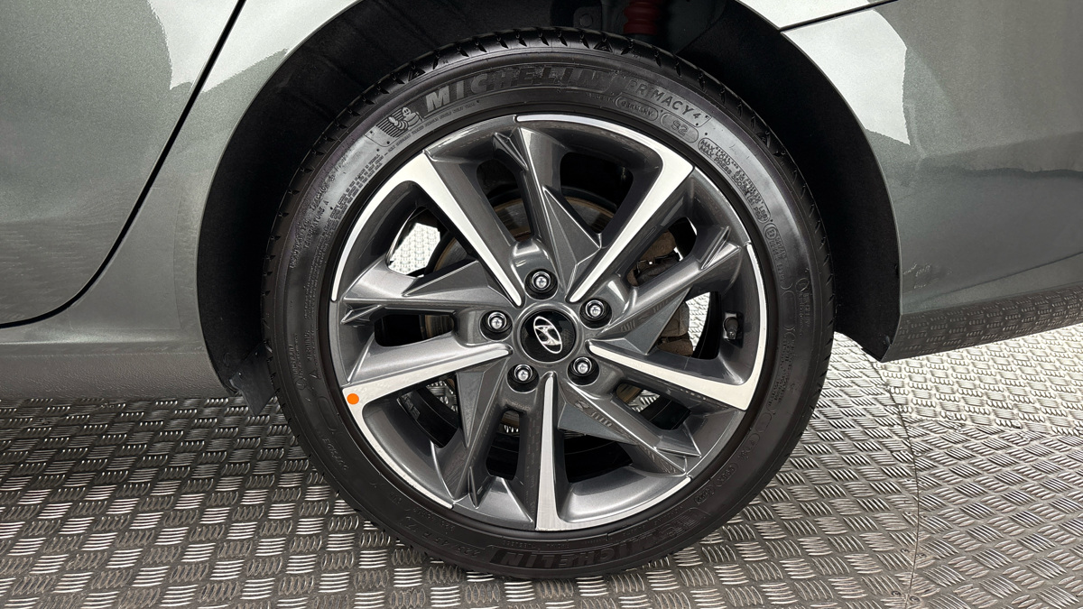 Hyundai i30 - 19