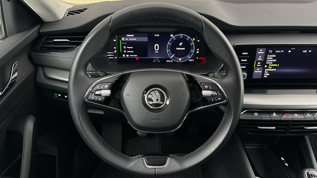 Škoda Octavia - 9