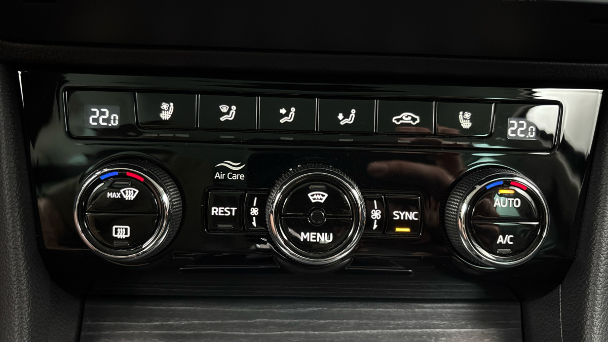 Škoda Superb - 13