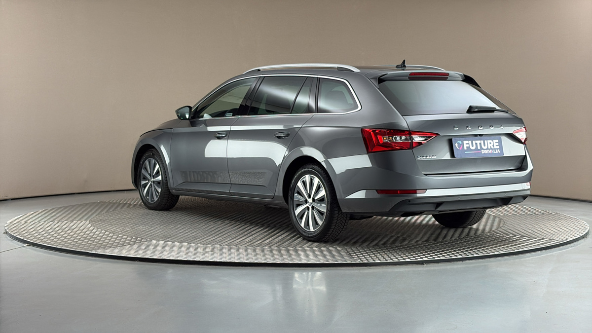 Škoda Superb - 2