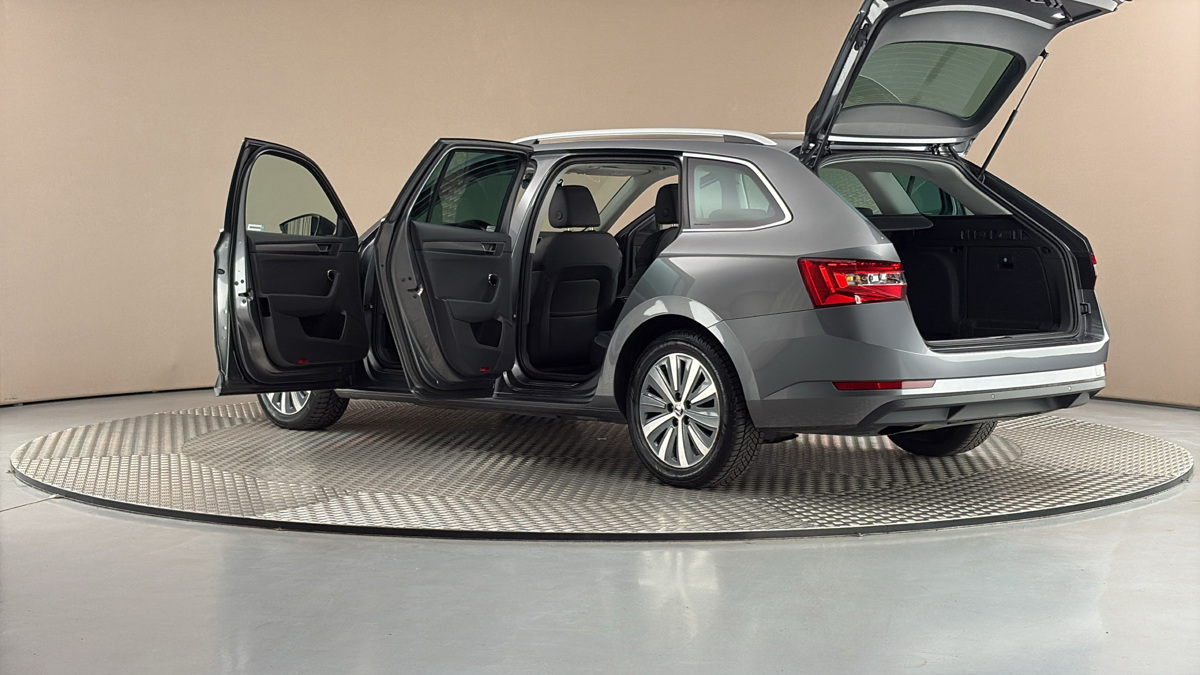 Škoda Superb - 7